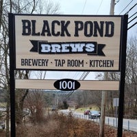 1/20/2022 tarihinde Black Pond Brewsziyaretçi tarafından Black Pond Brews'de çekilen fotoğraf