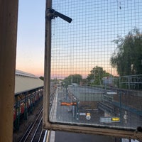 Photo taken at Edgware Bus Station by 𝐹 ☽. on 7/4/2022