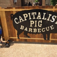 5/17/2015 tarihinde Jimmy V.ziyaretçi tarafından Capitalist Pig'de çekilen fotoğraf