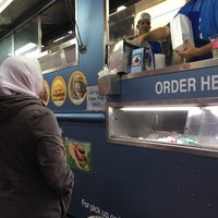 Photo taken at Halal Food Cart on 34th Ave by Robin D. on 10/27/2017