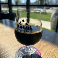 Photo taken at Arvon Brewing Co. Taproom by Rafa S. on 4/14/2024