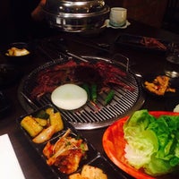 Foto tirada no(a) Yijo Korean Restaurant por Anaïs T. em 9/11/2015