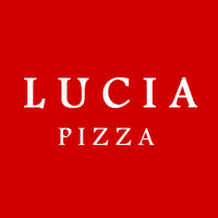 Photo prise au Lucia Pizza par Lucia Pizza le8/26/2015