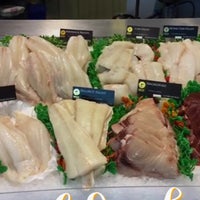 Photo taken at Welch Fishmongers by Nyphoon on 11/12/2016