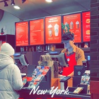 Photo taken at Starbucks by Nyphoon on 12/10/2022