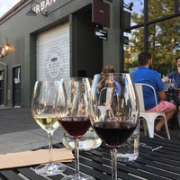 Photo taken at SE Wine Collective by Elisa on 8/6/2017