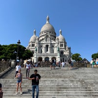 Photo taken at Sacré-Cœur Basilica by Alina T. on 7/18/2022