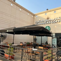 Photo taken at Starbucks by Beroo on 11/1/2022