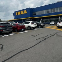 Foto tirada no(a) IKEA Burlington por Jan D. em 8/19/2023