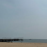 Foto scattata a Coney Island Beach &amp;amp; Boardwalk da Julianne V. il 5/22/2023