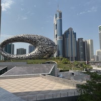 Review Emirates Towers (أبراج الإمارات)