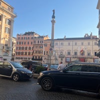 Photo taken at Piazza Mignanelli by عبد الله ا. on 7/29/2022