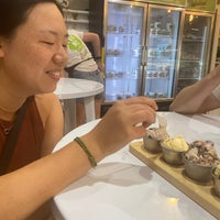 7/28/2022 tarihinde Elaine P.ziyaretçi tarafından Cone Gourmet Ice Cream'de çekilen fotoğraf