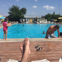 Foto tirada no(a) Pelikan Otel Yüzme Havuzu por Sezgin U. em 8/26/2018