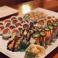 Foto tirada no(a) Tokyo Sushi por Paul T. em 3/12/2022