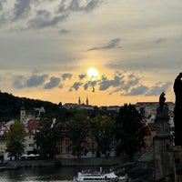 Foto diambil di Hilton Prague Old Town oleh #Rayan 🎻 pada 9/4/2023