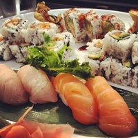 Foto diambil di Machi Sushi oleh Nima pada 9/25/2013