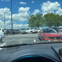 Photo taken at Commodore Perry Service Plaza (Eastbound) by Paul W. on 7/31/2022