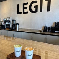 5/15/2024 tarihinde م 🏋️‍♂️🍭🥗 💙💛✈️ziyaretçi tarafından Legit Cafe ليجت كافيه'de çekilen fotoğraf