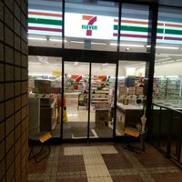 Photo taken at 7-Eleven by みすた～さ～もん on 2/6/2019
