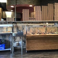 4/13/2022 tarihinde Vino&amp;#39;s Pizza and Italian Cuisineziyaretçi tarafından Vino&amp;#39;s Pizza and Italian Cuisine'de çekilen fotoğraf