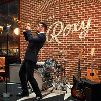 Foto diambil di Roxy Bar oleh Roxy Bar pada 4/5/2022