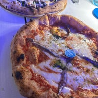 Das Foto wurde bei Song&amp;#39; e Napule Pizzeria von Patty O. am 12/10/2023 aufgenommen