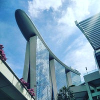Photo taken at Skypark Shop @ Marina Bay Sands by Schmmuck on 2/9/2016