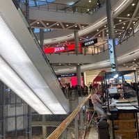 Photo taken at Azrieli Center Mall by Helen U. on 8/18/2022