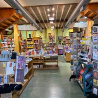 Foto tomada en Diesel, A Bookstore  por Steve K. el 10/11/2022