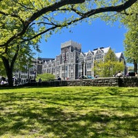 Photo taken at The Quadrangle - City College of NY by Jacqueline S. on 5/10/2022