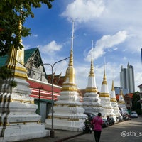 Photo taken at Wat Pathumkongka by 瑞克斯 巴. on 10/31/2023