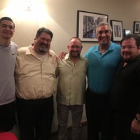 Das Foto wurde bei Red Carpet Italian Restaurant von Juan C. am 5/12/2017 aufgenommen