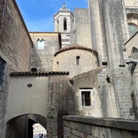 Photo taken at Catedral de Girona by Katherine P. on 4/26/2023