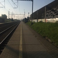Foto tirada no(a) Železniční zastávka Praha-Horní Měcholupy por Mája Š. em 8/26/2022