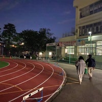 Photo taken at 大田区立清水窪小学校 by 過積載 on 6/4/2023