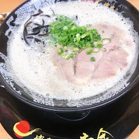 博多一幸舎 中洲店 772人の訪問者 から 4個のtips 件