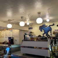 Foto tirada no(a) Blue Horse Beach Cafe por Lisa K. em 12/10/2022