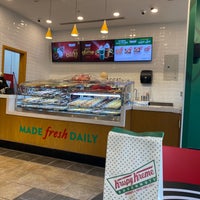 Photo taken at Krispy Kreme by YAZEED BIN ALI on 12/24/2022
