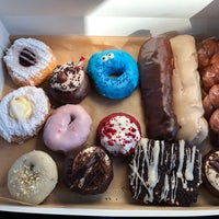 11/15/2018にBentonがVarsity Donutsで撮った写真