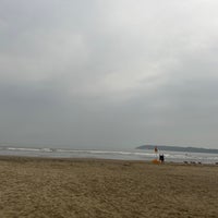 Foto tirada no(a) Miramar Beach por Anish S. em 10/4/2023