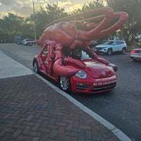 Foto diambil di Boston Lobster Feast oleh Samantha W. pada 10/27/2023