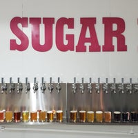 Photo taken at The Sugar Bar Craft Beer &amp;amp; Wine Taproom &amp;amp; Bottleshop by The Sugar Bar Craft Beer &amp;amp; Wine Taproom &amp;amp; Bottleshop on 5/19/2022