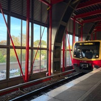 Photo taken at Gleis 10/11 (S-Bahn) by Jens W. on 9/5/2022
