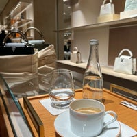 Photo taken at Louis Vuitton by Alnori on 12/30/2023