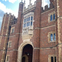 Photo taken at Hampton Court Palace by Janner A. on 9/22/2023