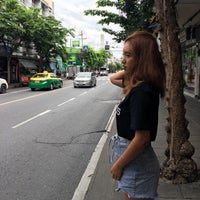 Photo taken at Charoenkrung District by เตย on 7/4/2019