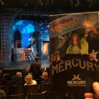 Снимок сделан в Mercury Theater Chicago пользователем Scott F. 11/16/2019