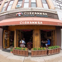 9/1/2015 tarihinde Costanera Restaurantziyaretçi tarafından Costanera Restaurant'de çekilen fotoğraf