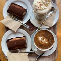 Photo taken at Costa Coffee by Zuzana V. on 10/9/2022